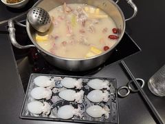 -鲜入唯煮·港式海鲜牛肉火锅(金宝街店)