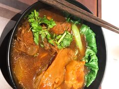 半筋半腩面-牛腩之旅·牛腩牛杂煲(光启城美食城店)