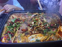 -八条友鲜货烧烤·脆皮烤鱼(石岩旗舰店)