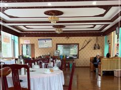 大堂-鲁朗边巴次仁农家石锅