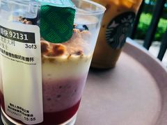 莓果燕麦植物酸奶星善杯-星巴克(深圳侨城街店)