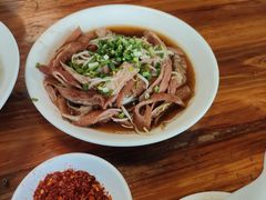 卤水肥肠-中和裴氏蹄花(府河路店)