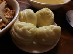 -王记酱骨头馆(新华路一店)