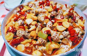 Secret-Recipe Stir-Fried Razor Clams