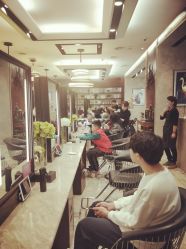 -AKOZO Beauty Salon