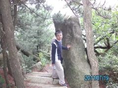 -罗田薄刀峰风景区