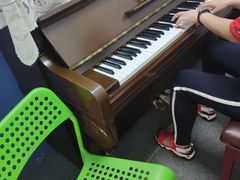 -The ONE 智能钢琴教室音乐恋琴吧·青岛市海玖玖艺术培训学校