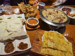 -95号酱骨·一块豆腐(展春园西路店)