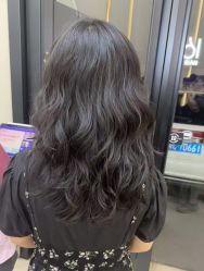 -十六番发型师事务所