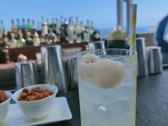 -瑰丽酒店·海吧·天际下午茶·现场DJ·天台酒吧