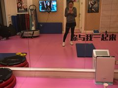 -思迈威健身(积玉桥万达店)