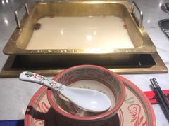 -尚尚仙·酸汤猪手·猪肚鸡火锅(华联万柳购物中心店)