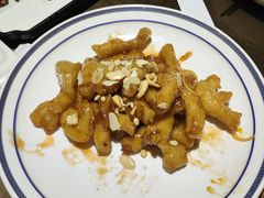-东口码头·烧鸽子·鱼头泡饼·地方菜(金鹰悦城店)