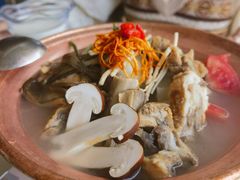 摩梭铜锅宴（山珍腊排骨）-品味泸沽湖•民族特色菜(大落水店)