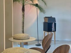 -香梨观景餐厅(西街店)