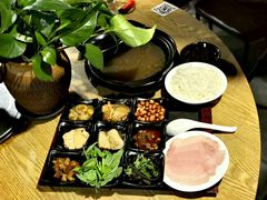 -菌海森林·非遗野生菌火锅(西山区滇池路摩根道店)