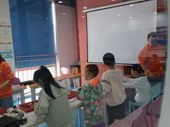 -童程童美·信息学竞赛·乐高机器人编程(昆明高新校区)