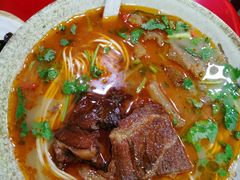 半筋半肉面-金杨拉面王小吃面馆·牛三宝面·红烧牛肉粉