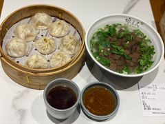 -馋三尺蟹粉小笼(人民广场店)
