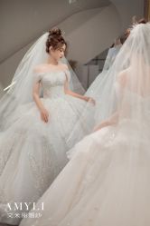-艾米丽婚纱礼服