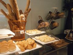 -亮马河饭店翠雅咖啡厅