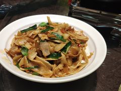 -刘胖子家常菜·蹄花焖藕(中央花园店)