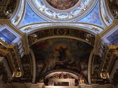 -滴血救世主教堂