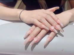 -甲·铺轻奢美甲美睫