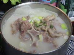 -益百岁牛尾汤(香山路店)