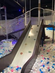 -塔塔王国·主题儿童游乐园(奥城商业广场店)