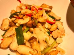 爆炒野生松茸-品味泸沽湖•民族特色菜(大落水店)