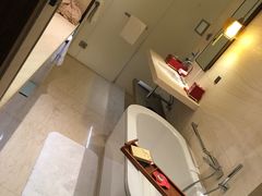 -上海衡山路十二号华邑酒店
