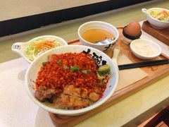 -熊吞·大碗丼烧肉饭(济宁万达广场店)