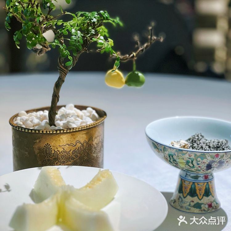 体验贵族式的饮食格调✨ | 鱼耀海鲜肥牛火锅
