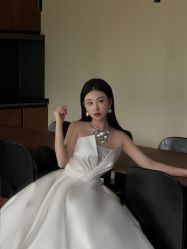 -欣薇婚纱(新源乐汇城店)