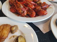 -东方红海鲜百汇(国际大厦店)