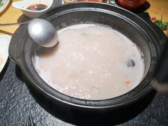 -洪氏嗨捞·广东猪肚鸡·椰子鸡火锅(西咸万象城店)
