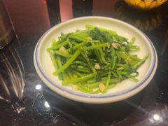 -川流不息·地道川菜·小龙虾(新松江路店)