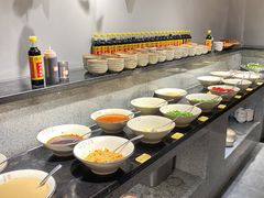 自助调料区-山城鼎重庆老火锅(西安钟楼店)