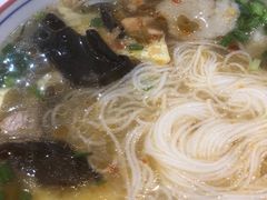 -李氏紫竹林卤粉(火车站店)