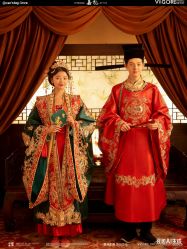 -雪中彩影婚纱摄影·微光艺术中心