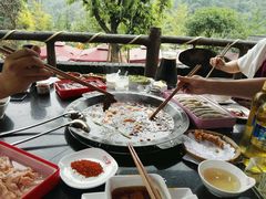 -楠柏弯休闲山庄(梨花溪店)