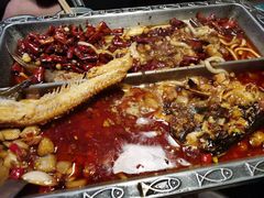 -鸣记脆皮烤鱼·海鲜烤鱼(三八广场店)