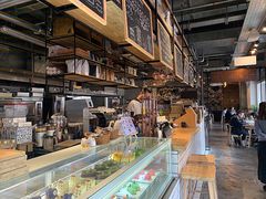 -Common Table · Brunch & Coffee