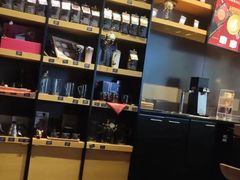 -星巴克臻选(成都来福士店)