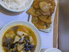 -老乡鸡(上海白玉兰广场店)