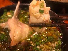 -三道苗苗鱼·美蛙黄辣丁(八里店)