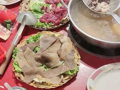 -潮汕·草根牛肉档(上海荟聚城市集市店)