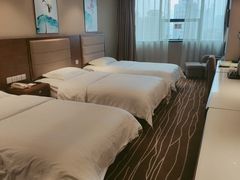 -怡华威斯达酒店(重庆医科大学附属儿童医院店)