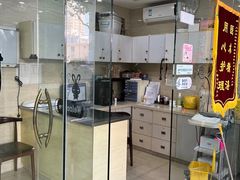 -瑞派天使宠物医院·神经外科·骨科·核磁(洛川中路店)